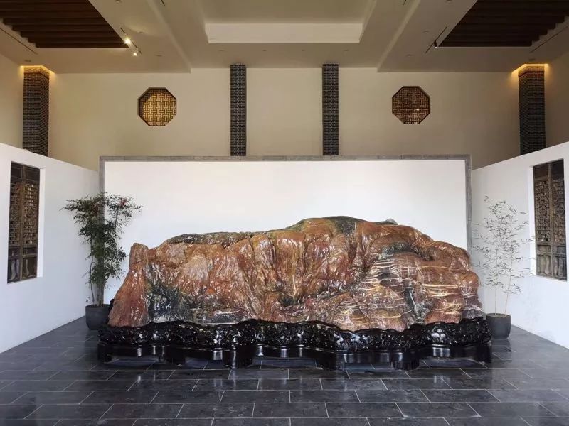 奇石征集_征集奇石像型石的正規(guī)拍賣行_奇石征集令