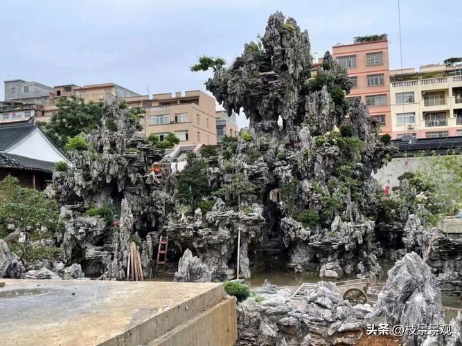 20噸的天然景觀石頭價(jià)格_石頭景觀石價(jià)格_石頭天然景觀價(jià)格多少