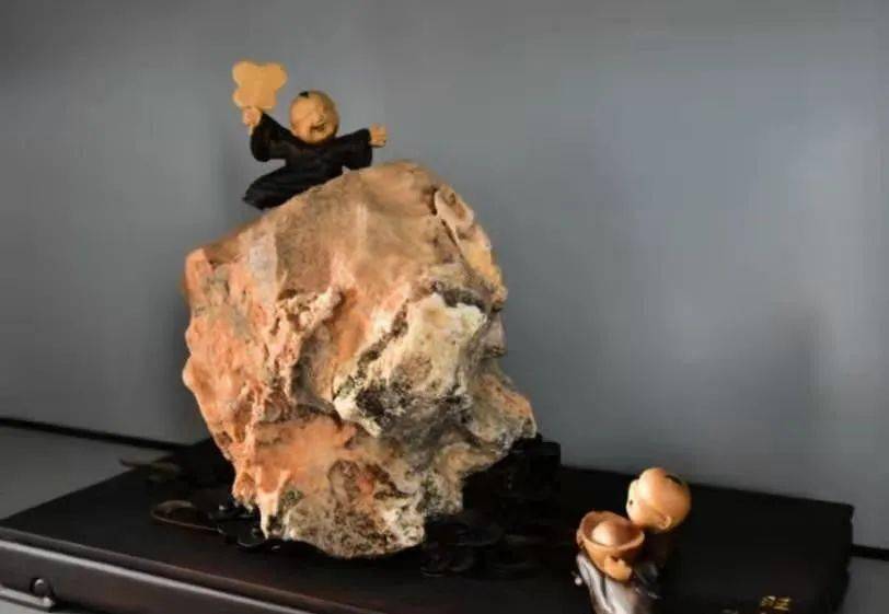 奇石怎樣保養_保養奇石用什么油好_保養奇石的布料最好的是哪種