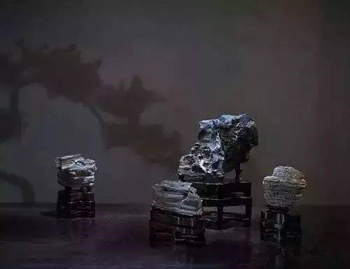 靈璧奇石拍賣_靈璧石最高拍賣成交價(jià)_靈璧石拍賣會(huì)拍了八百多萬(wàn)